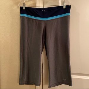 Women’s capri workout pants. Light weight